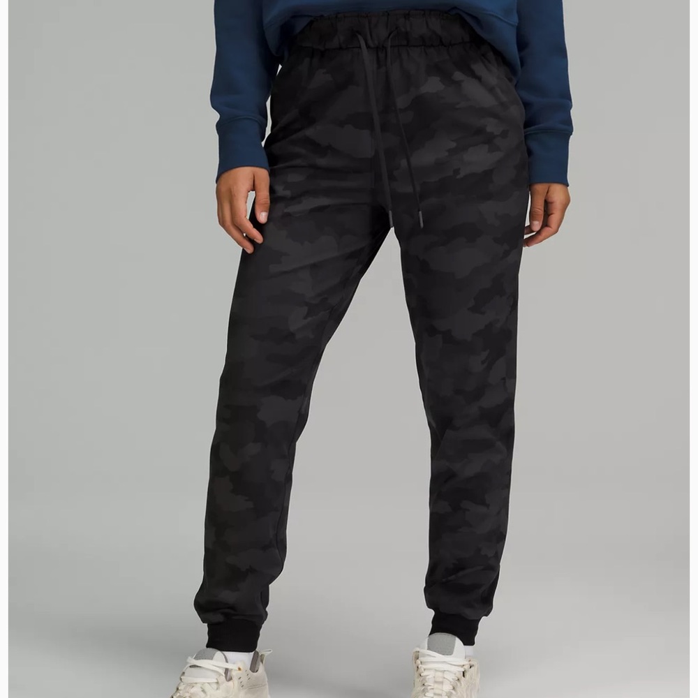 Lululemon Scuba Joggers